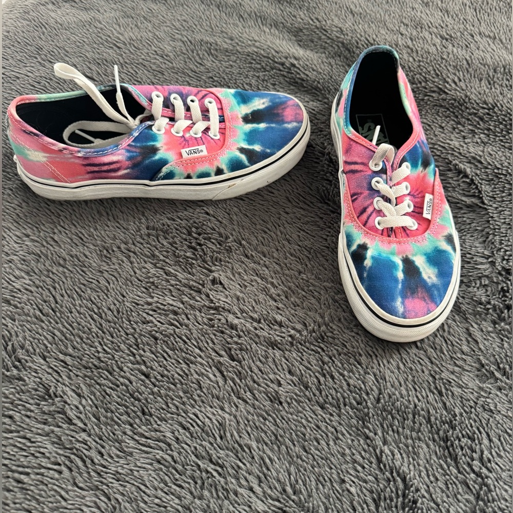 Vans Women Tie-Dye Canvas Sneakers - Pink & Blue